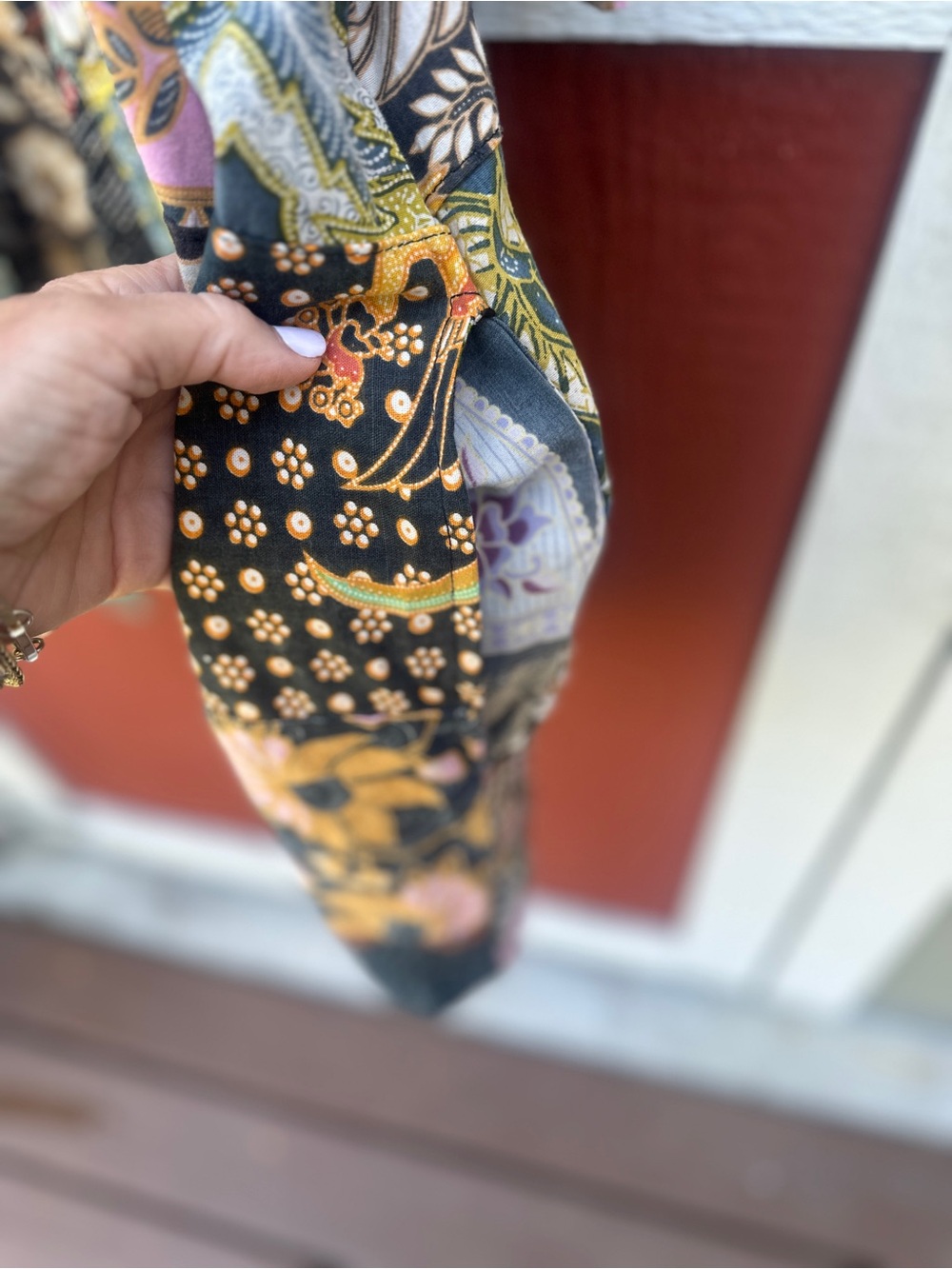 Jaded Gypsy Kimono with self tie. OS. Has pockets! - Picture 5 of 5